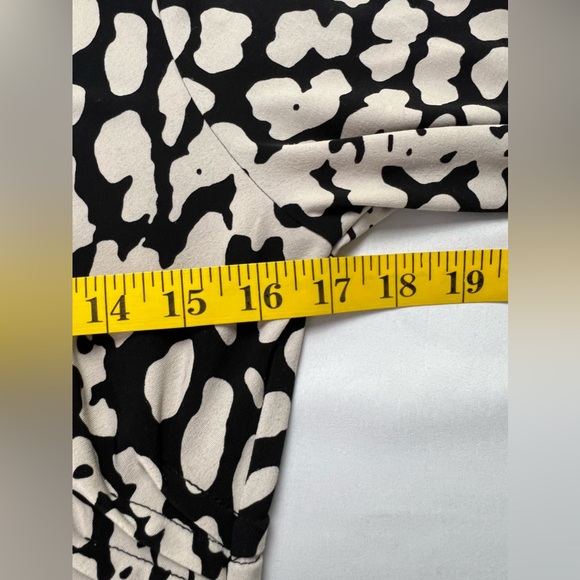 Calvin Klein 3/4 Sleeve Dress - Picture 6 of 10